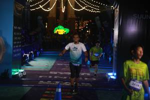 BIB: 1227, 3434
                            <button type="button" onclick="openModal(26274957)" class="btn btn-primary btn-sm float-right btn-popup" data-toggle="modal" data-target=".modal-high-quality">
                        <i class="fas fa-shopping-cart"></i> Add to Cart
                    </button>
                                            <button type="button" onclick="isThisMe(26274957, true)" class="btn btn-success btn-sm float-right btn-popup btn-isme hidden" data-toggle="tooltip" data-placement="bottom" title="นี่คือรูปของคุณใช่ไหม คลิกที่นี่เพื่อเอาเข้าอัลบั้ม">
                        <i class="fas fa-plus"></i> Add to album
                    </button>
                    <button type="button" onclick="isThisMe(26274957, false)" class="btn btn-warning btn-sm float-right btn-popup btn-isnotme hidden">
                        <i class="fas fa-ban"></i> Remove from album
                    </button>